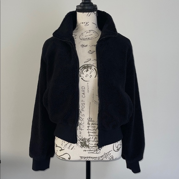 Aeropostale Black Teddy Jacket - Picture 3 of 6